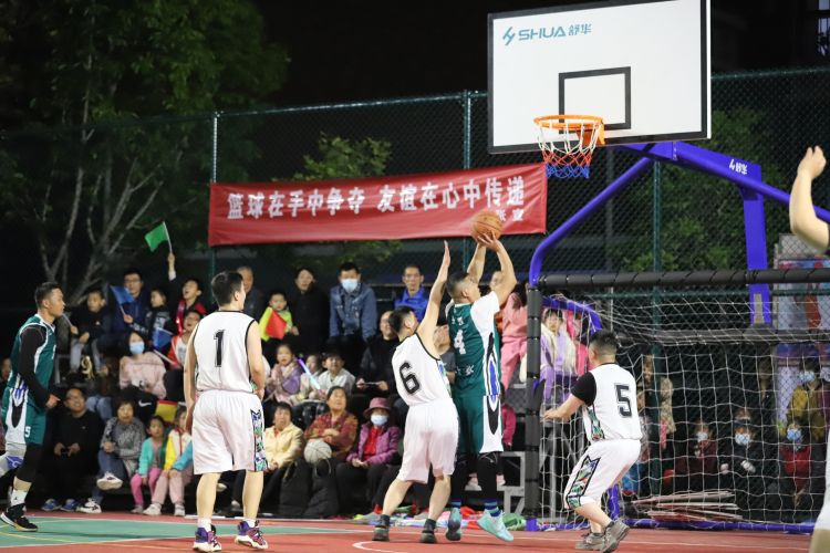 于迎来了